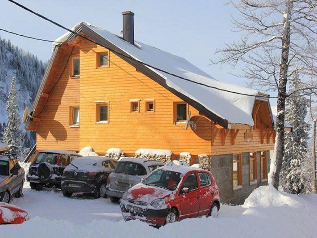 Apartments Prijatelji Jahorina Exterior photo